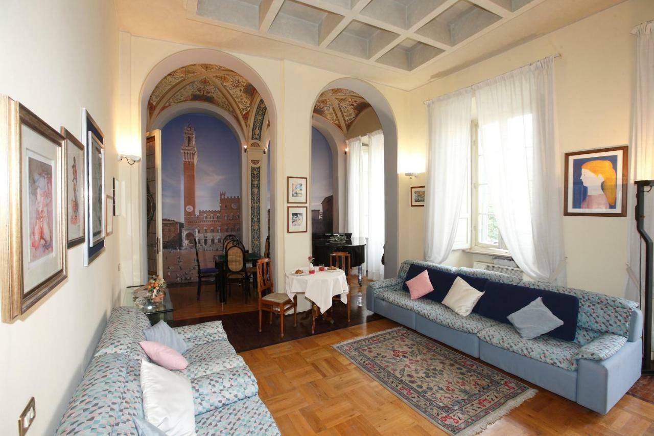 Residenza D'Epoca Montanini Bed and Breakfast Siena Exteriör bild