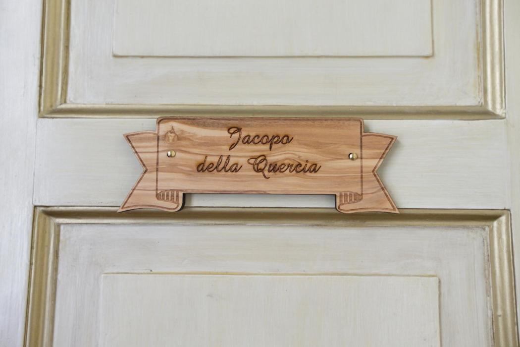Residenza D'Epoca Montanini Bed and Breakfast Siena Exteriör bild